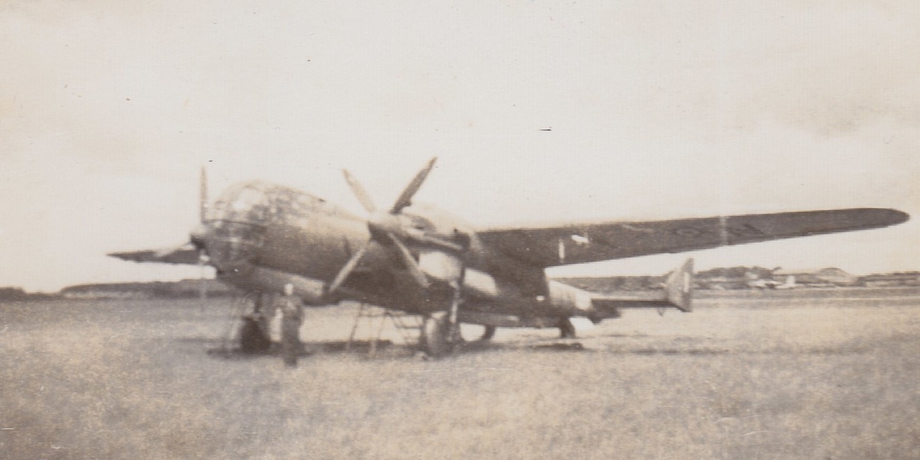 Eine alte Aufnahme eines alten deutschen Bombers.